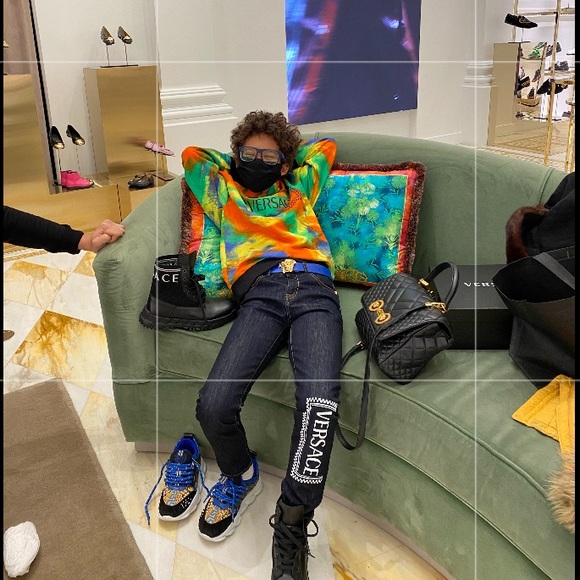 💯 %❤️authentic ❤️versace❤️hoody’s swearte multicolor brand new he used 2/3 time - Picture 9 of 14